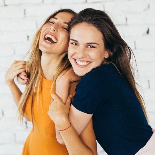 Smiling-Friendly-Faces_600x600